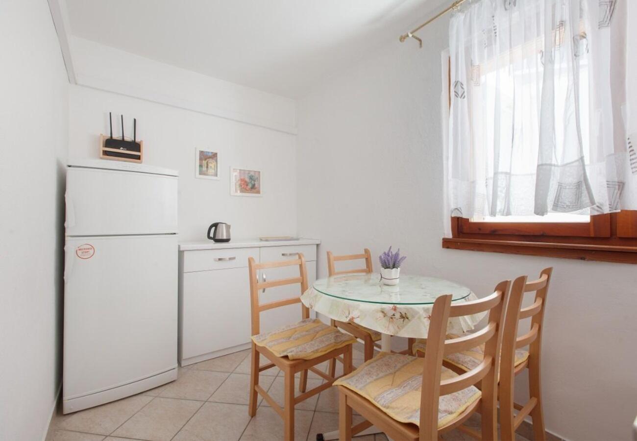 Apartment Ante M Brela Exteriör bild